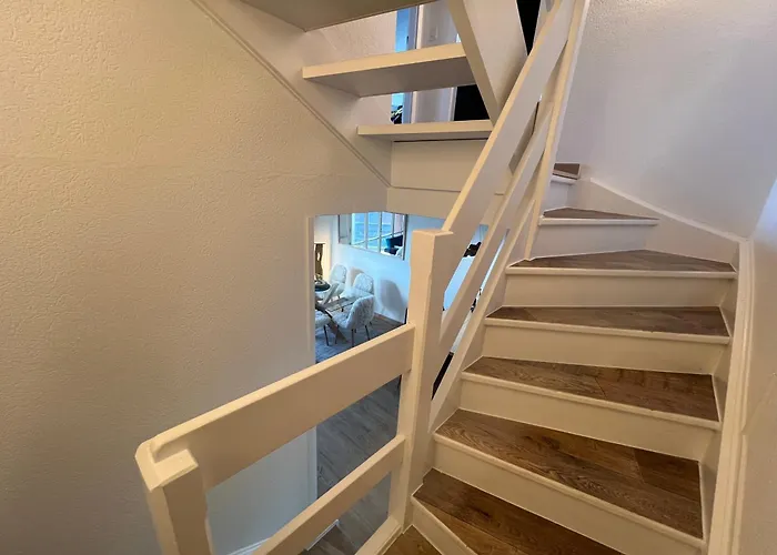 Appartement Triplex In Centre With Parking - Totally Renovated